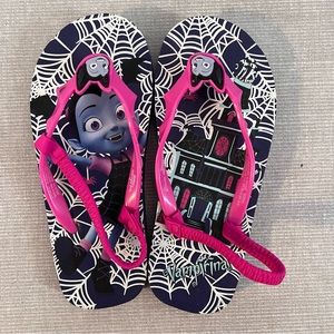 Vampirina Sandals Sz 11/12